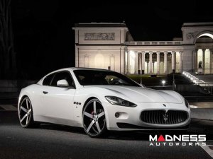 Maserati GranTurismo Custom Wheels - VVS-CV3 by Vossen - Silver / Black